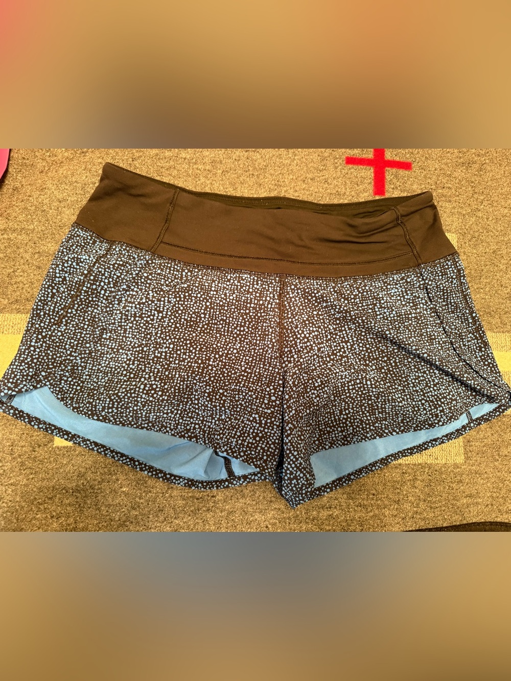 Lululemon 4” Speed Up Shorts